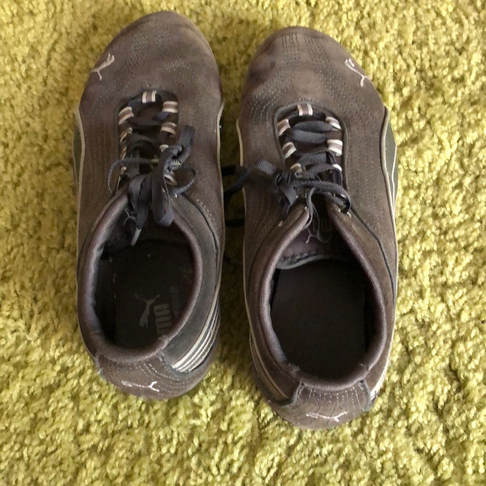 Puma tennis shoes